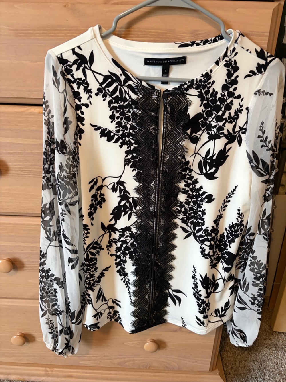 White House Black Market Black & White Floral Lace-Front Blouse